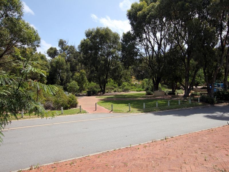 30 Virginia Turn, Madora Bay WA 6210