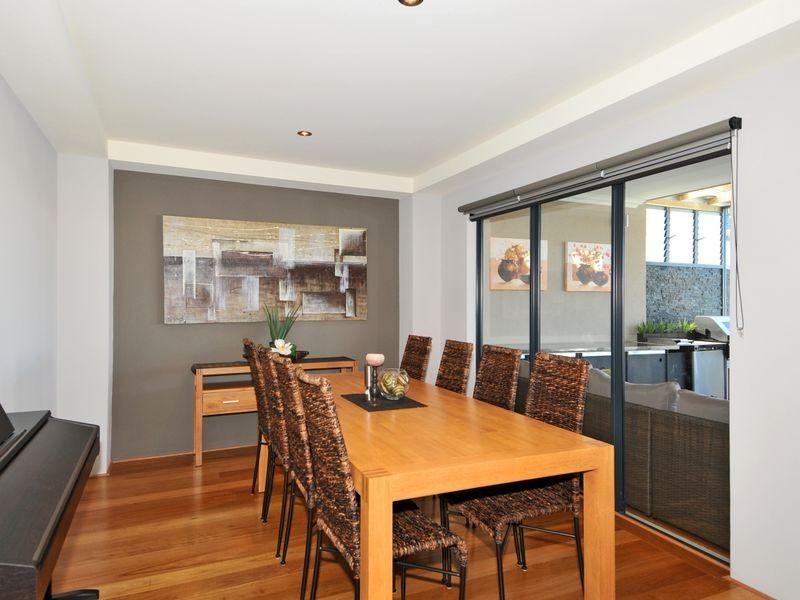 27 Ragamuffin Point, Halls Head WA 6210