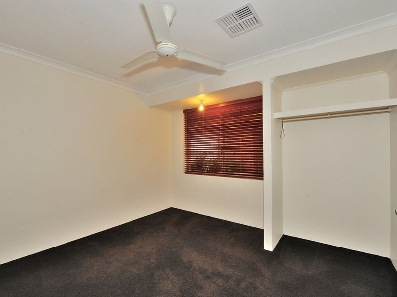 11 Amulla Court, Halls Head WA 6210