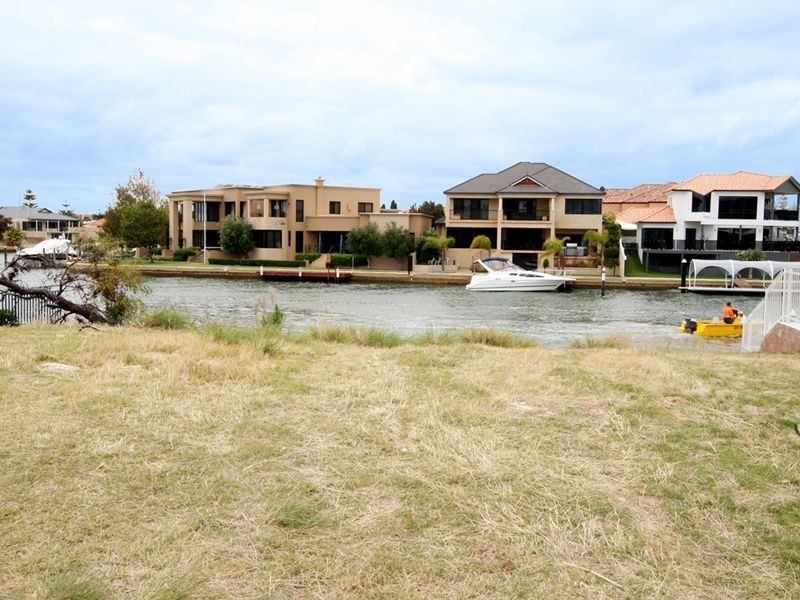 34 Santavea Mews, Halls Head WA 6210