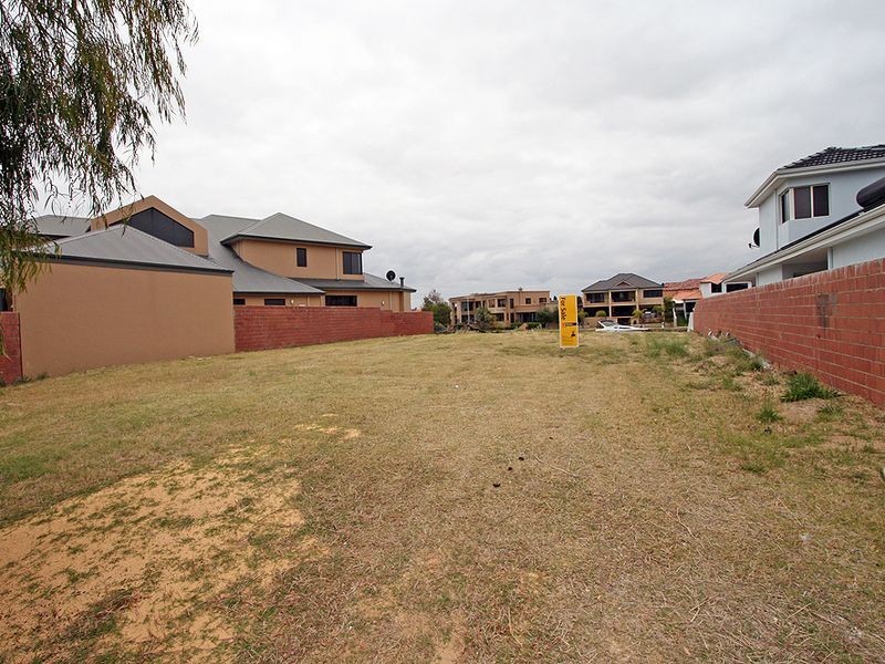 34 Santavea Mews, Halls Head WA 6210