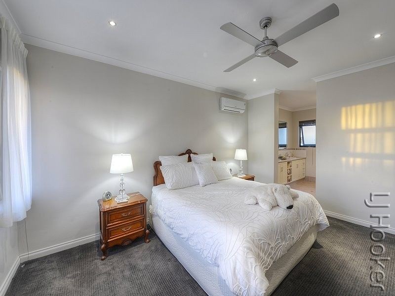 139 Darwin Terrace, Dudley Park WA 6210