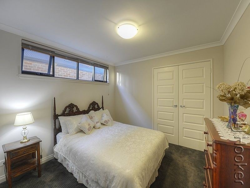 139 Darwin Terrace, Dudley Park WA 6210