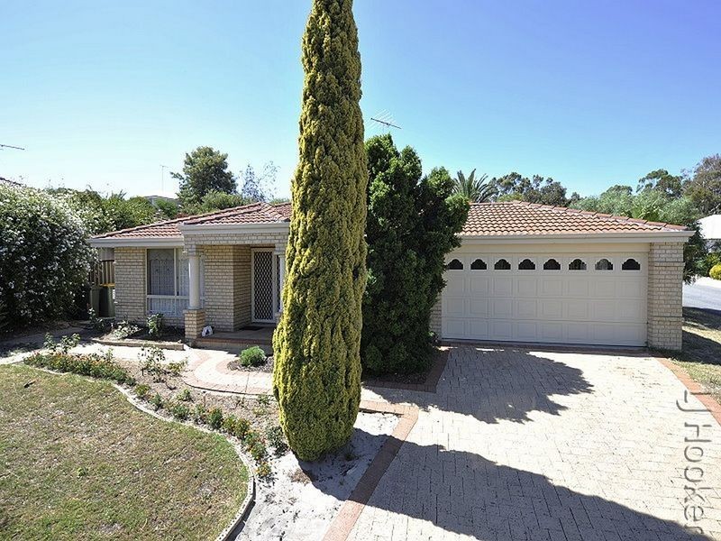 1 Banyon Close, Halls Head WA 6210