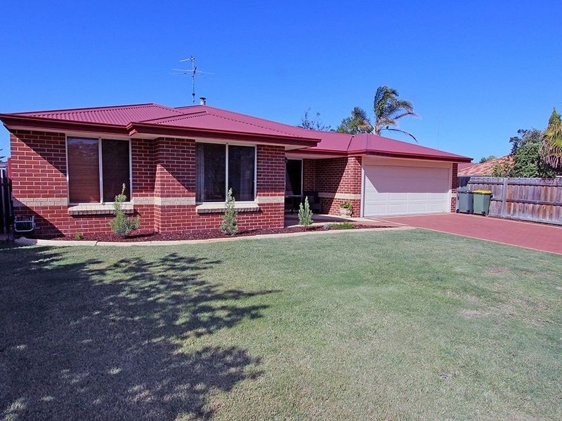 3 Castaway Cove, Halls Head WA 6210