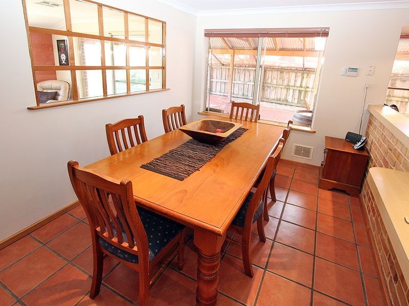 3 Castaway Cove, Halls Head WA 6210