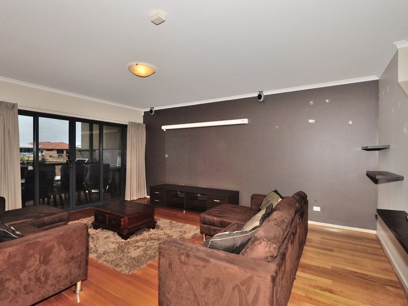 20/3 Piccolo Place, Halls Head WA 6210