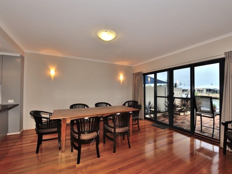 20/3 Piccolo Place, Halls Head WA 6210