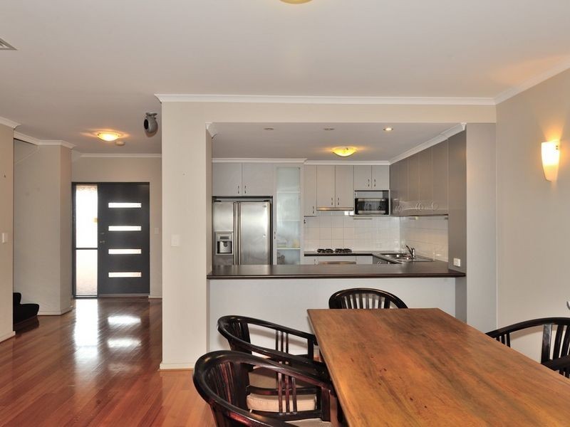 20/3 Piccolo Place, Halls Head WA 6210