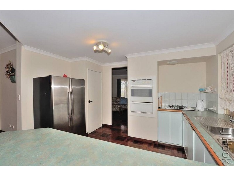 84 Ronsard Drive, San Remo WA 6210