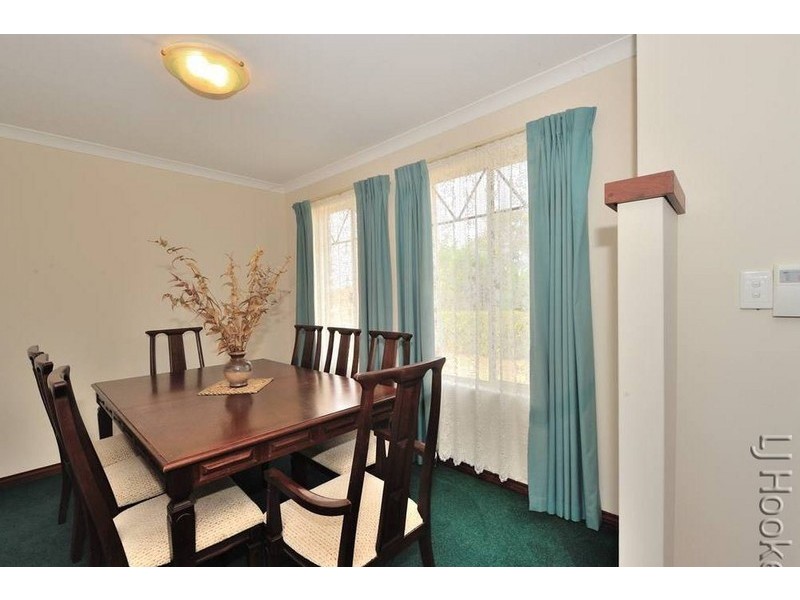 84 Ronsard Drive, San Remo WA 6210