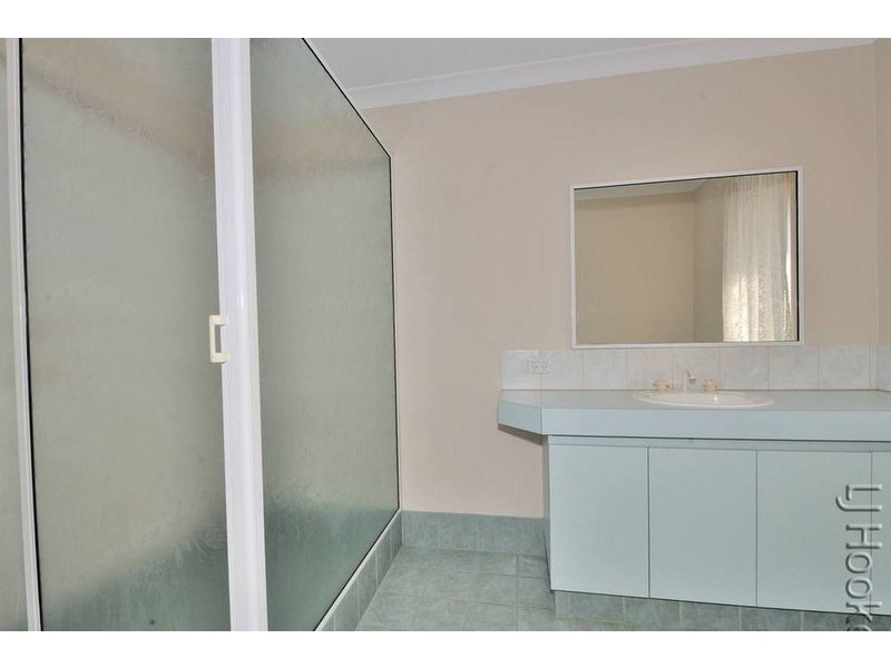 84 Ronsard Drive, San Remo WA 6210