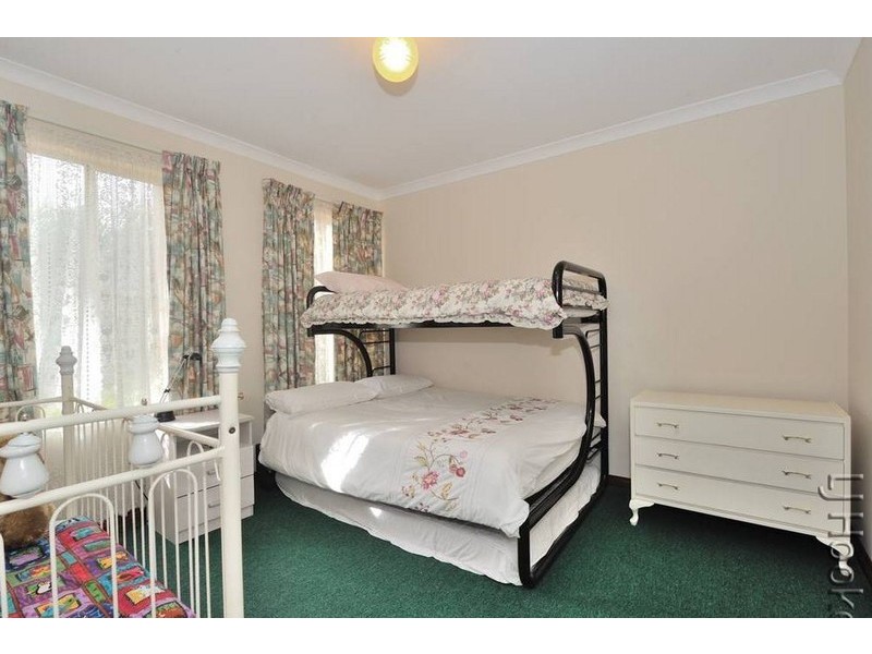 84 Ronsard Drive, San Remo WA 6210