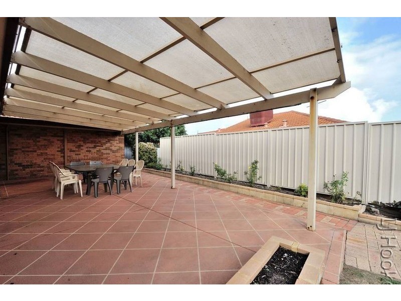 84 Ronsard Drive, San Remo WA 6210