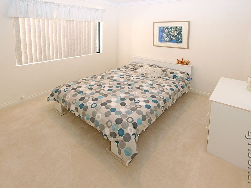 48 Cambria Island Retreat, Halls Head WA 6210