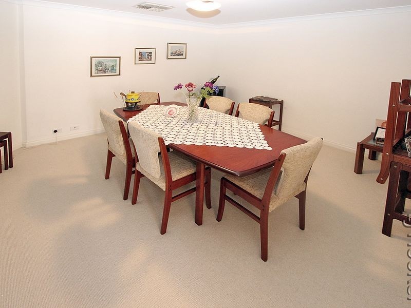 48 Cambria Island Retreat, Halls Head WA 6210
