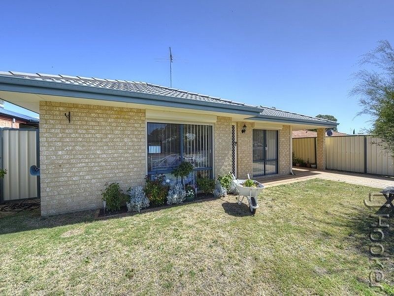 23 Cane Road, Greenfields WA 6210