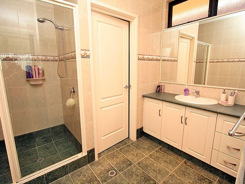 4/21 Pebble Beach Boulevard, Meadow Springs WA 6210