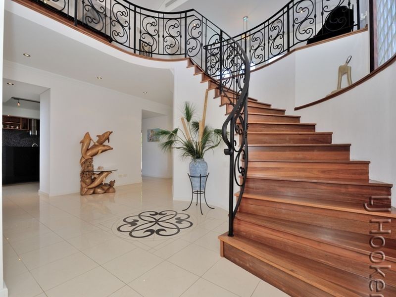 13 Halls Head Parade, Halls Head WA 6210