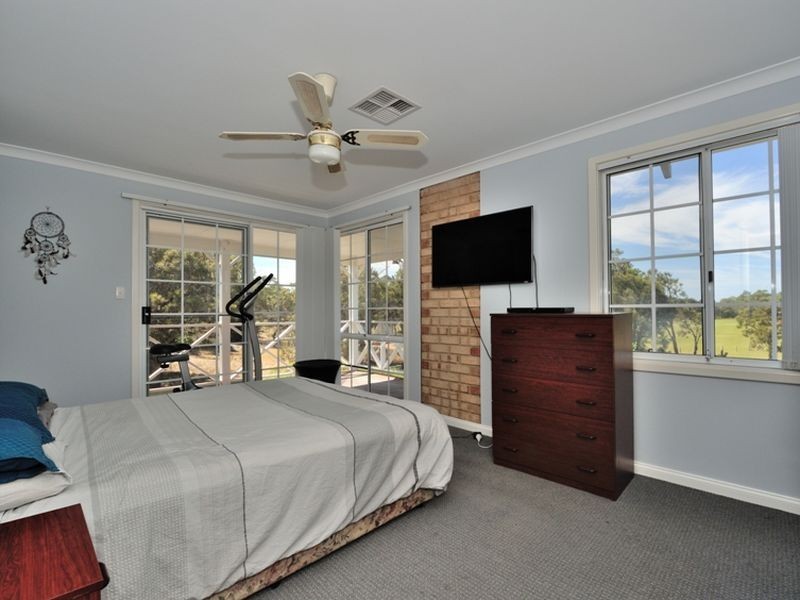 6 Oleander Place, Halls Head WA 6210