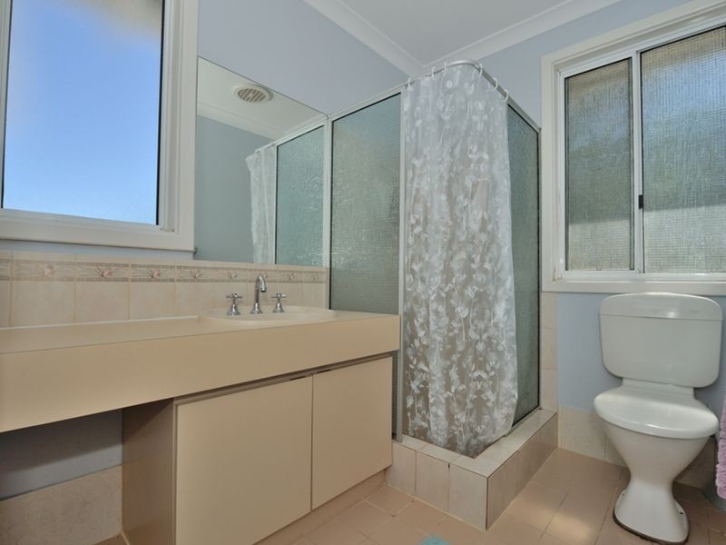 6 Oleander Place, Halls Head WA 6210