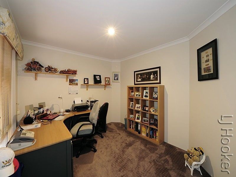 64 Aztec Island Retreat, Halls Head WA 6210