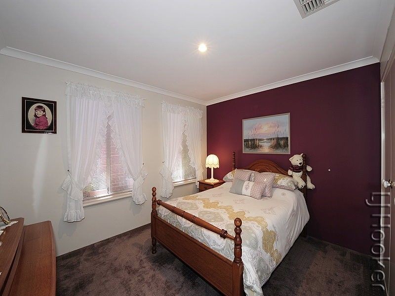 64 Aztec Island Retreat, Halls Head WA 6210