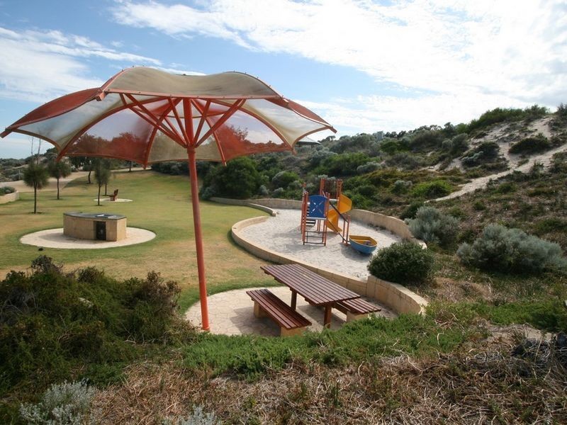 25 Wittenoom Turn, Dawesville WA 6211