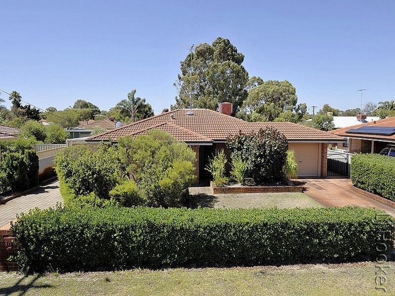 10 Tuart Road, Greenfields WA 6210