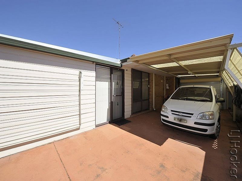 10 Tuart Road, Greenfields WA 6210