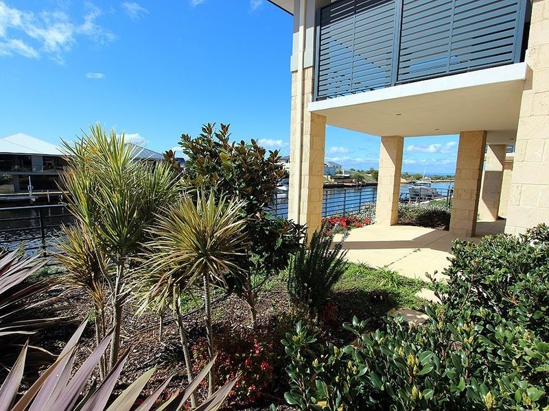 10 Cormorant Key, Wannanup WA 6210