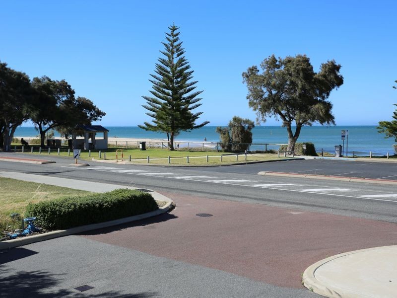 30B Mclarty Road, Halls Head WA 6210