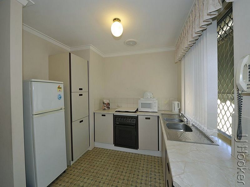 1/74 Randell Street, Mandurah WA 6210