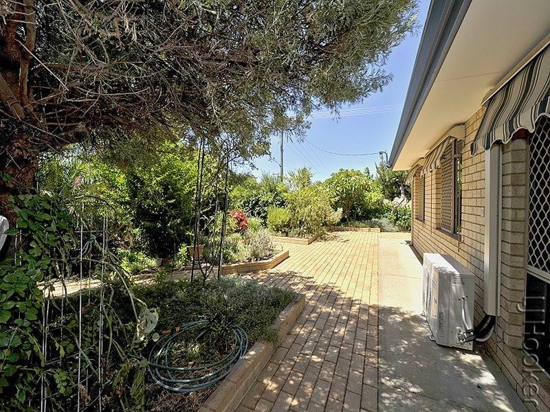 1/74 Randell Street, Mandurah WA 6210