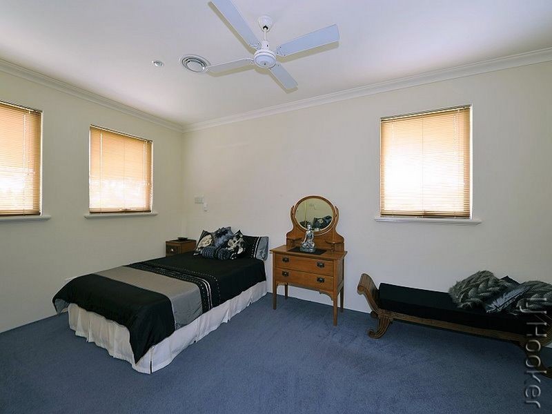 20 San Marco Quays, Halls Head WA 6210