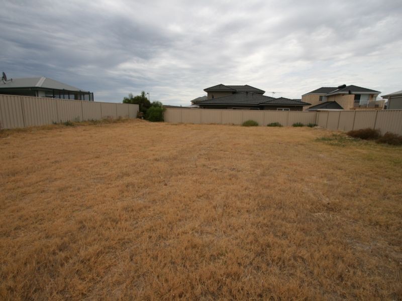 66 Lord Hobart Drive, Madora Bay WA 6210