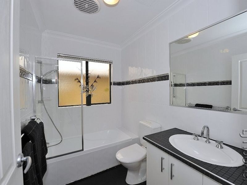 24/19 San Marco Quays, Halls Head WA 6210