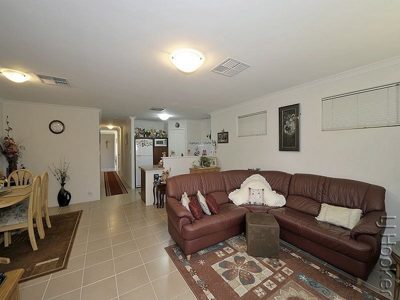 8/10 Binnar Court, Erskine WA 6210