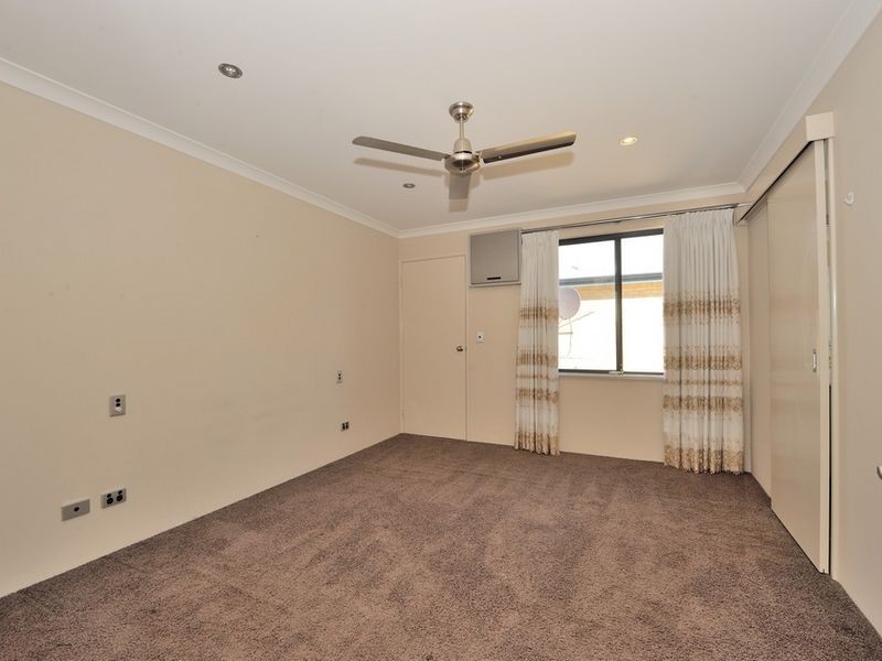 18 Shannon Road, Silver Sands WA 6210