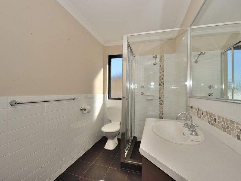18 Shannon Road, Silver Sands WA 6210