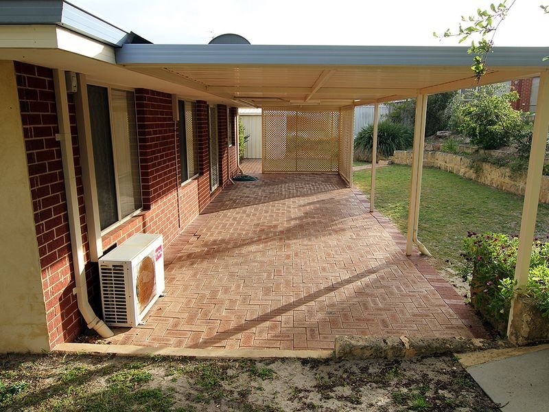 19 Malabor Mews, Halls Head WA 6210