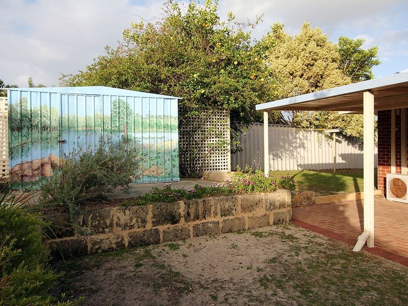 19 Malabor Mews, Halls Head WA 6210