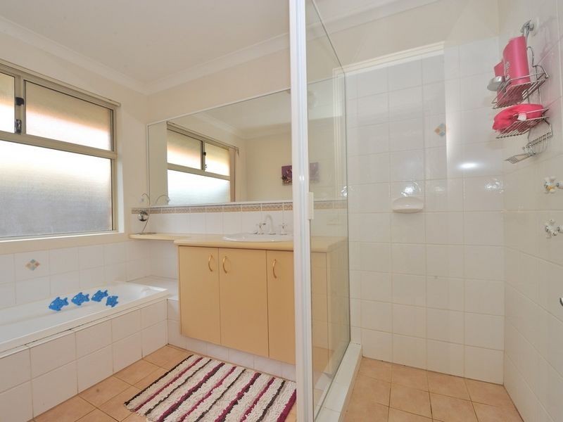 3 Seaforth Drive, Halls Head WA 6210