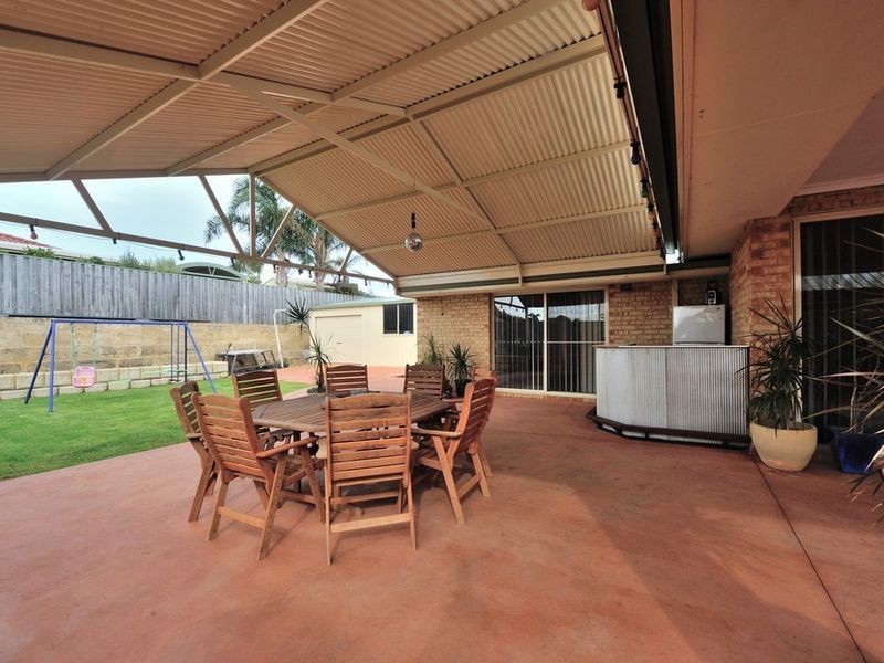 3 Seaforth Drive, Halls Head WA 6210