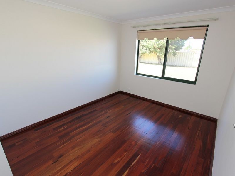 6 Scarab Court, Halls Head WA 6210