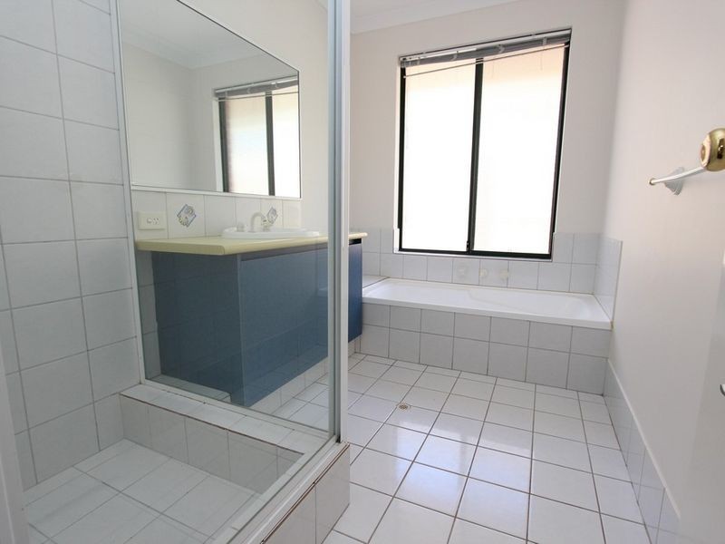 6 Scarab Court, Halls Head WA 6210