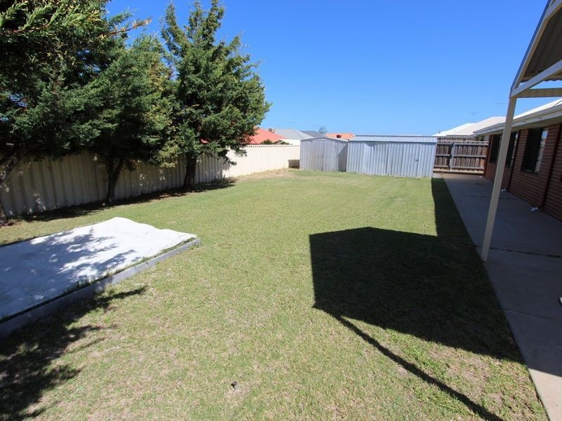 6 Scarab Court, Halls Head WA 6210