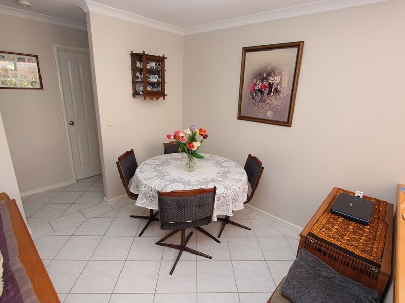 4B Oversby Street, Halls Head WA 6210