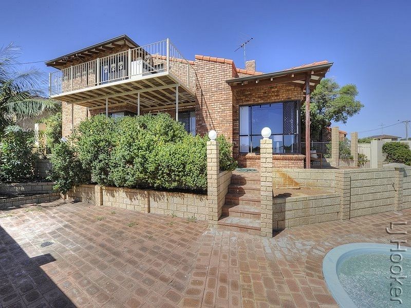 8 Hera Court, San Remo WA 6210