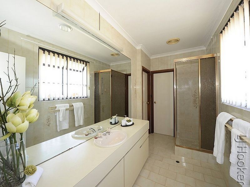 8 Hera Court, San Remo WA 6210